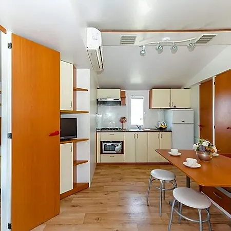 Mobile Homes Plava Laguna *