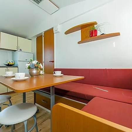 Ξενοδοχείο Mobile Homes Plava Laguna