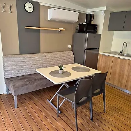 Hotel Mobile Homes Plava Laguna