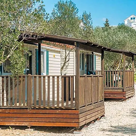 Mobile Homes Plava Laguna *
